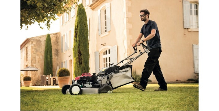 Honda HRD536QX 21" Rear Roller Lawnmower
